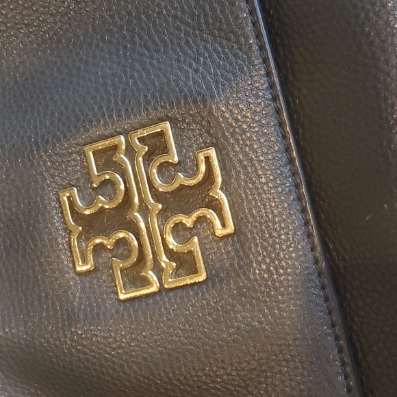 Tory Burch black purse - Picture 13 of 16